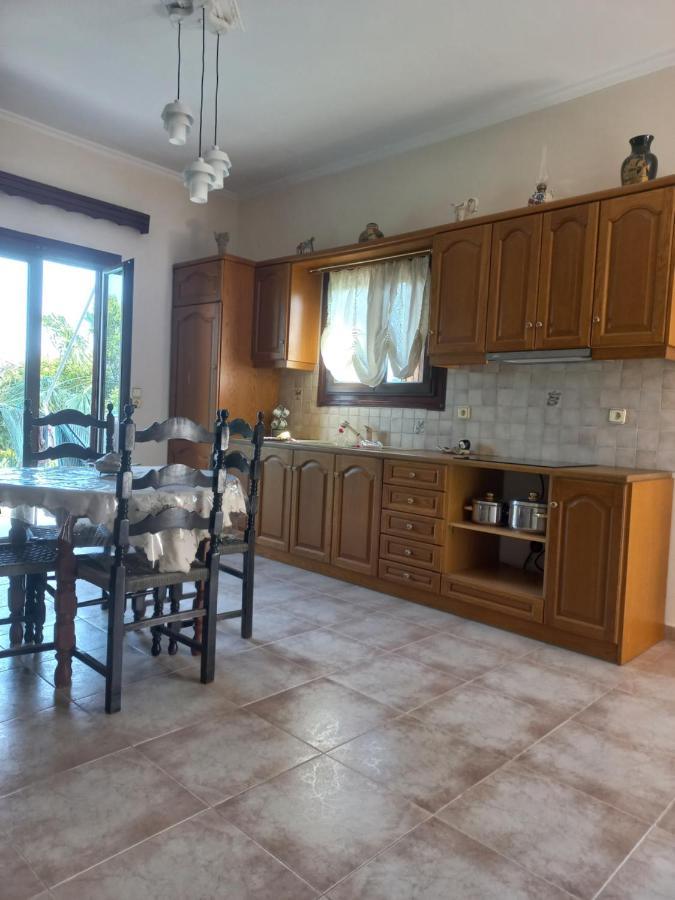 Val'S Place Mytilene ภายนอก รูปภาพ