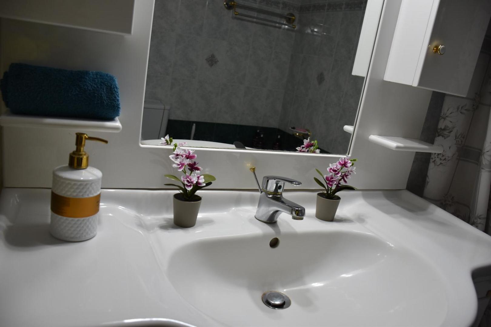 Val'S Place Mytilene ภายนอก รูปภาพ